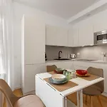 Bilocale Con Terrazzo Vicino M1 - San Siro Διαμέρισμα *