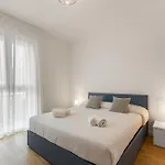 Bilocale Con Terrazzo Vicino M1 - San Siro *