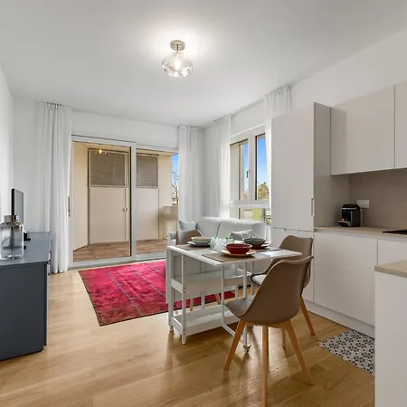 Διαμέρισμα Bilocale Con Terrazzo Vicino M1 - San Siro Μιλάνο
