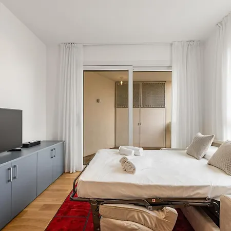 Bilocale Con Terrazzo Vicino M1 - San Siro Апартаменты